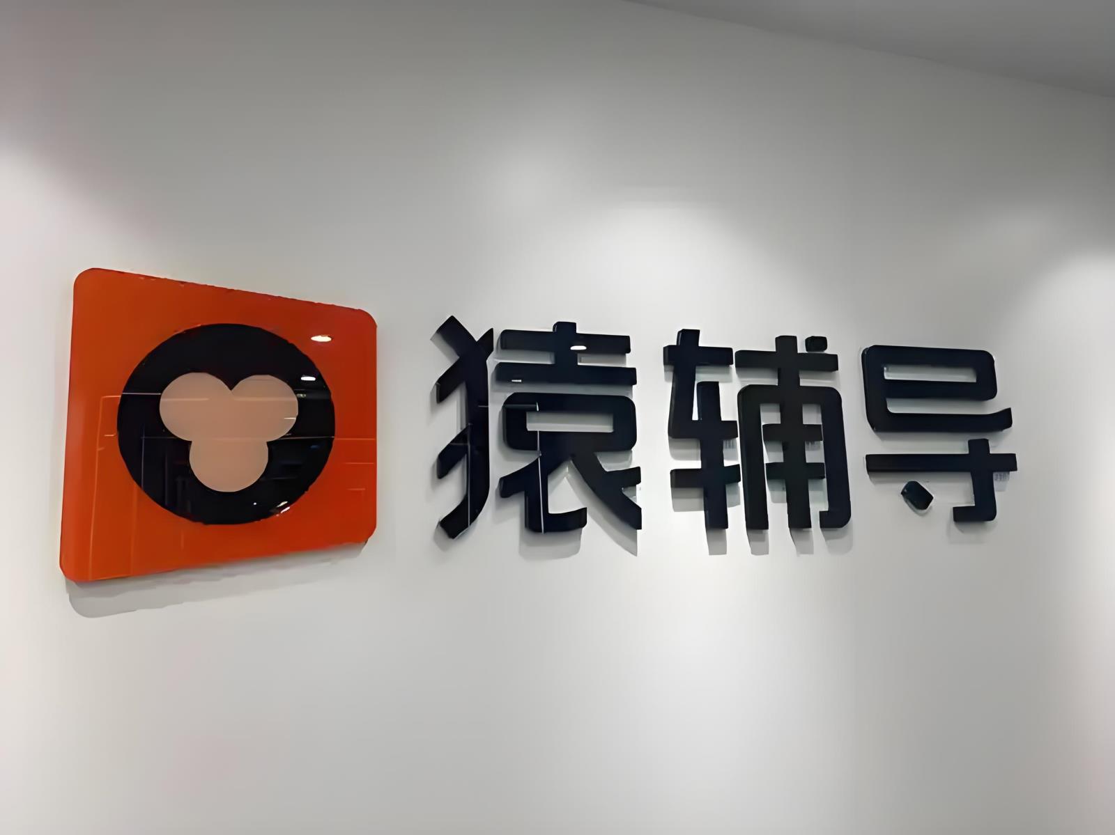 d8028f6b-8cd5-4e8d-a32c-e2735ab9fb17.jpg