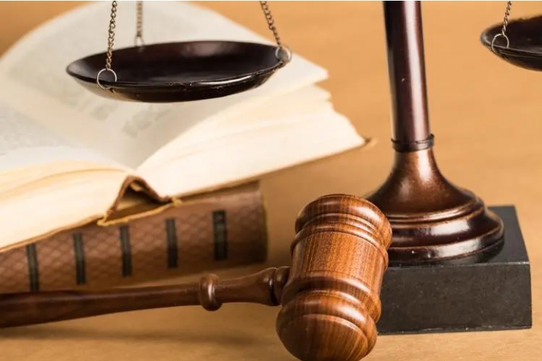 法槌1.png 法槌1.png